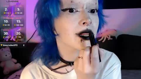 Nicole online show from July 22, 10:01 pm