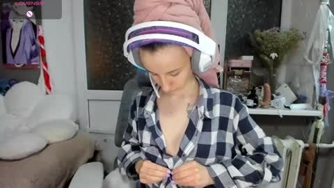 Nika online show from April 7, 5:15 pm