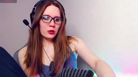 Tracy online show from February 11, 1:41 am