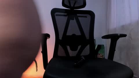 Snapshot of _purplecherry_ chatting on January 15, 10:57 pm Cherr online show from January 15, 10:57 pm