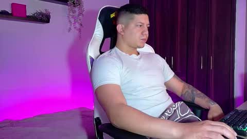 Roberto online show from October 19, 12:43 pm