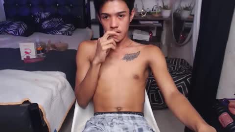 _robinmartinxx online show from February 27, 11:48 pm