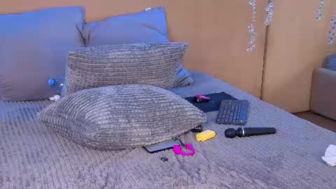 Roxy online show from July 20, 8:39 am