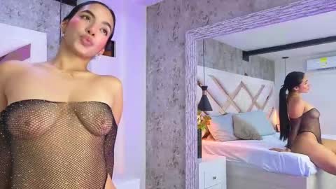 Sara online show from September 20, 7:39 pm