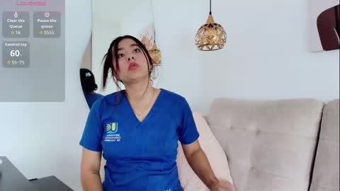 SAMARA SMITH  online show from October 22, 12:40 pm