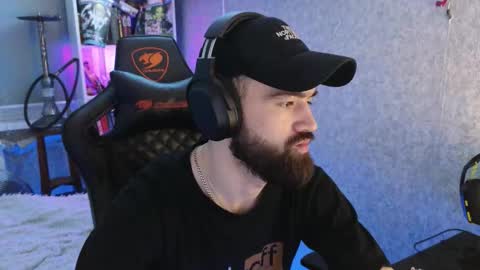 Ask me online show from December 5, 5:22 pm