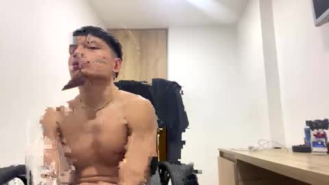 Juan Pablo-independent model online show from March 5, 2:53 am