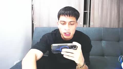 Juan Pablo-independent model online show from March 7, 4:01 am