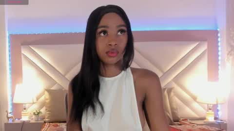 Shayra online show from April 7, 11:34 am