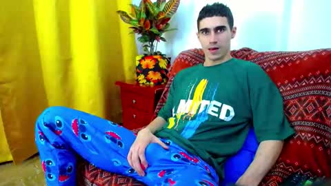 _skyleer_ online show from November 4, 11:39 pm