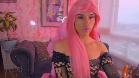 SofiLuna online show from December 6, 11:39 am