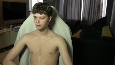 OLIVERpvt is open online show from March 19, 12:32 pm