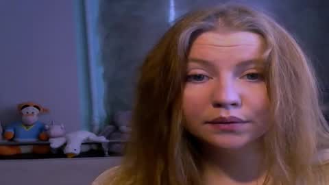  Space Girl  online show from February 5, 11:23 am