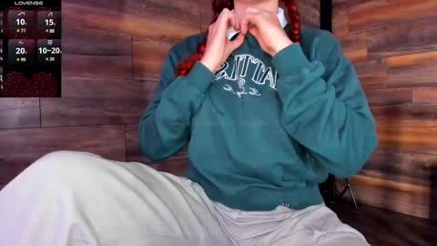 Snapshot of _sugarr3d chatting on February 26, 12:38 pm _sugarr3d online show from February 26, 12:38 pm