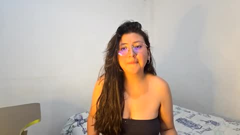 _sweet_melodyy online show from March 4, 11:35 pm