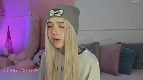 _tammarra_ online show from January 7, 12:32 pm