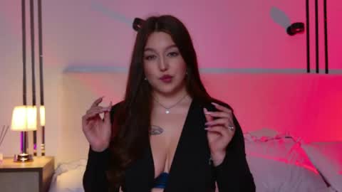 _tessa_may_ online show from November 24, 1:04 am