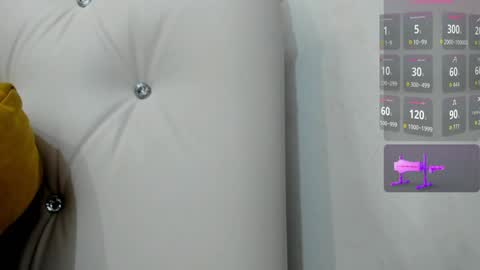 LilyOpen Pvt online show from September 21, 12:31 pm