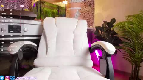 Julia online show from October 25, 3:29 am