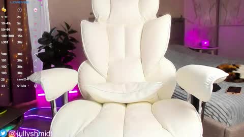 Julia online show from March 2, 7:15 am