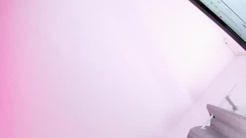 _valeria_saenz_ online show from June 13, 3:06 am