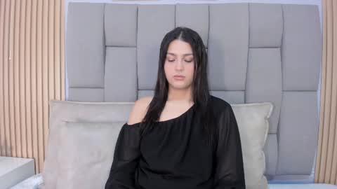 _valerycooper online show from June 9, 11:43 am