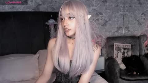 Snapshot of _valuu chatting on October 16, 2:06 pm Valuu online show from October 16, 2:06 pm