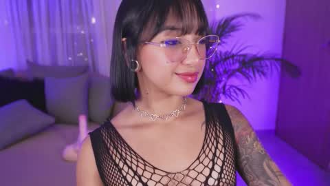 VICTORIA online show from November 13, 10:56 pm