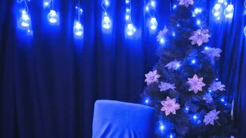 Snapshot of _web_bae chatting on December 31, 10:01 pm online show from December 31, 10:01 pm