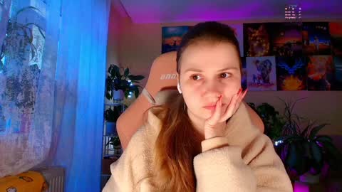 Enni online show from February 4, 9:24 am