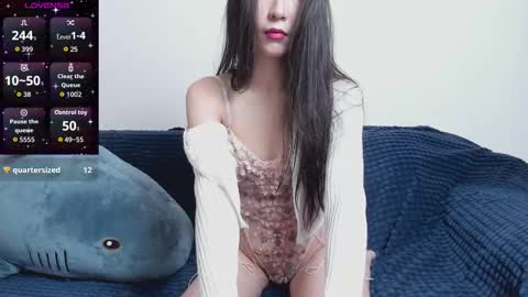 Mia online show from October 20, 9:42 pm