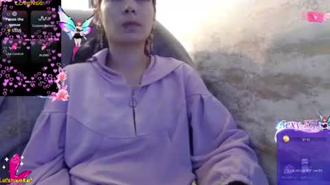 Yuyi online show from July 16, 4:05 am