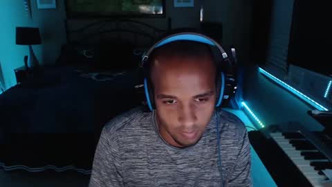 a4orce online show from October 12, 2:48 am