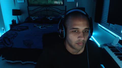 a4orce online show from February 13, 1:40 am