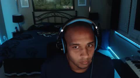 a4orce online show from April 13, 1:21 am