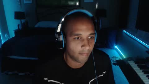 a4orce online show from November 11, 2:25 am