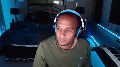 a4orce online show from September 18, 2:37 am