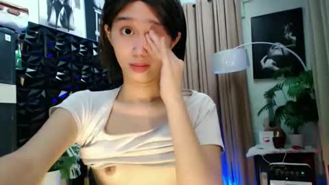 Lovely Yana  online show from April 8, 12:30 pm