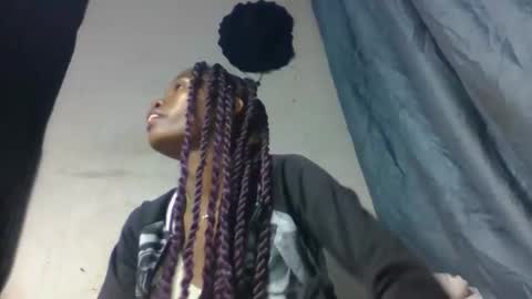 aadienne online show from April 23, 12:29 pm