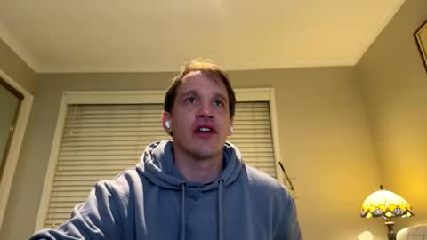 Kris online show from April 14, 9:45 am