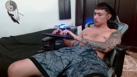 aarman online show from November 6, 9:51 pm