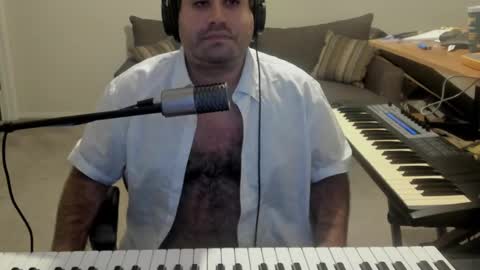 Aaron online show from October 8, 12:51 am