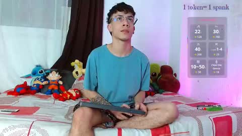 aaron online show from November 30, 10:17 pm