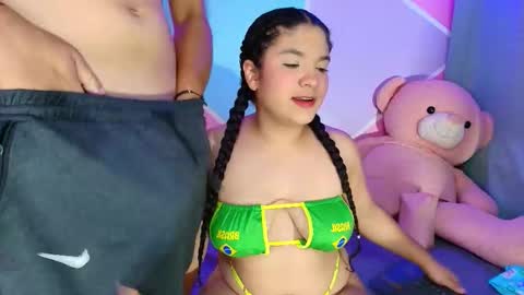 Aaron y Antonella online show from January 17, 8:39 pm