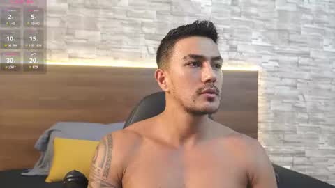 Aaron  online show from July 29, 2:11 am