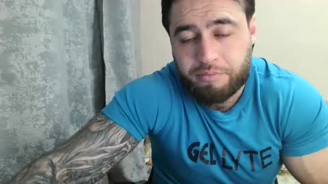 Davin tayl online show from April 2, 5:20 pm