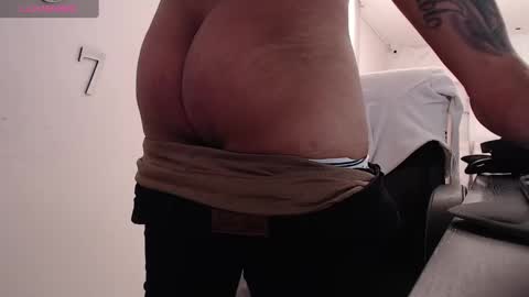 ig aaron hunter123 online show from February 25, 5:08 pm