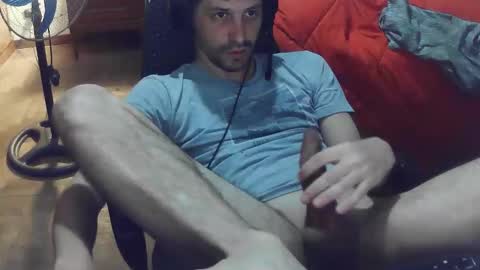 Snapshot of aaronspice chatting on October 5, 4:14 pm aaronspice online show from October 5, 4:14 pm