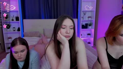 Fiona and Harry online show from December 23, 11:39 pm