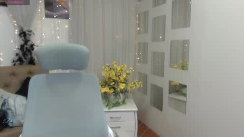 Abbi online show from February 5, 7:10 pm